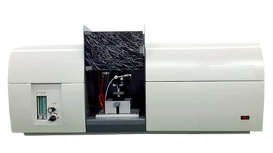 Atomic-Absorption-Spectrophotometer-With-Six-Lamp-Turret